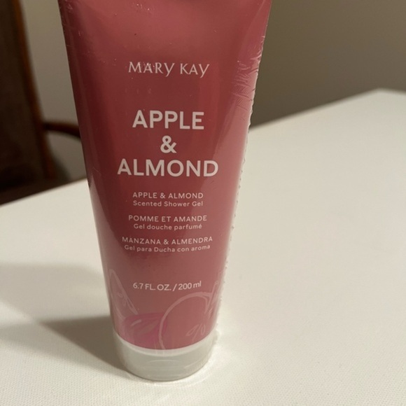 Mary Kay Other - New Mary Kay Apple & Almond Scented Body Lotion (D3)